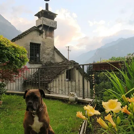 Alojamento de Acomodação e Pequeno-almoço Alpe Veglia-varzo *