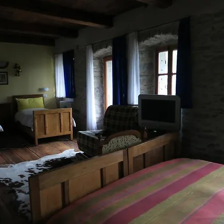 Alojamento de Acomodação e Pequeno-almoço Alpe Veglia-varzo Varzo